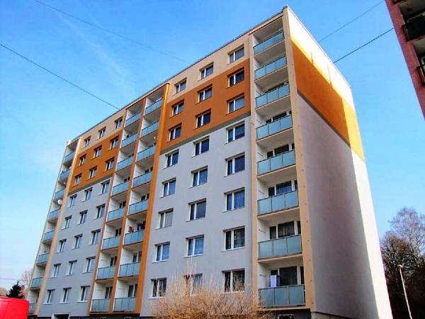 001-kosmonautu-decin
